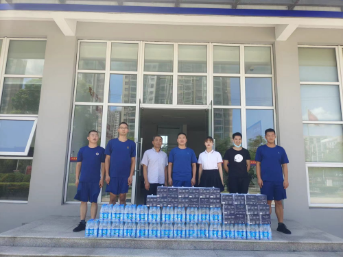图片1(1) 图片1(1)